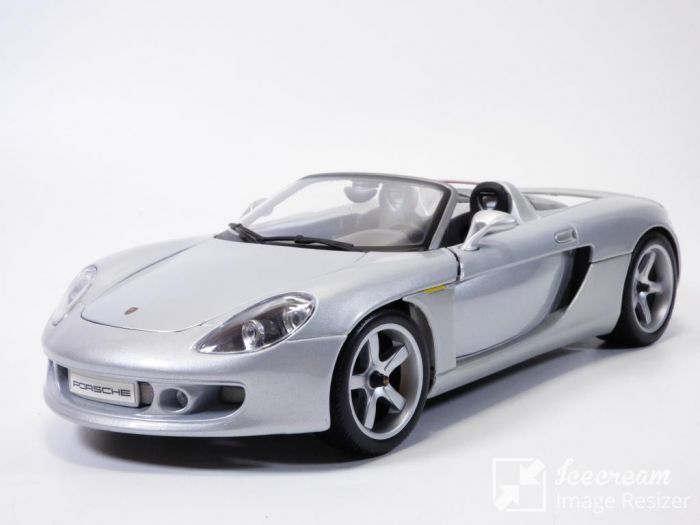 Maisto porsche boxster 1 18 silver online