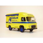 OCCASION sans boite SAVIEM SG2 MICHELIN competition 1/43